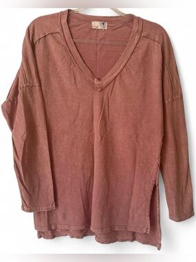 Everleigh dusty pink high low 3/4 sleeve v-neck top shirt casual minimalist boho